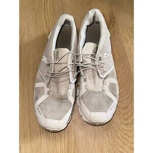 On cloud women’s shoes